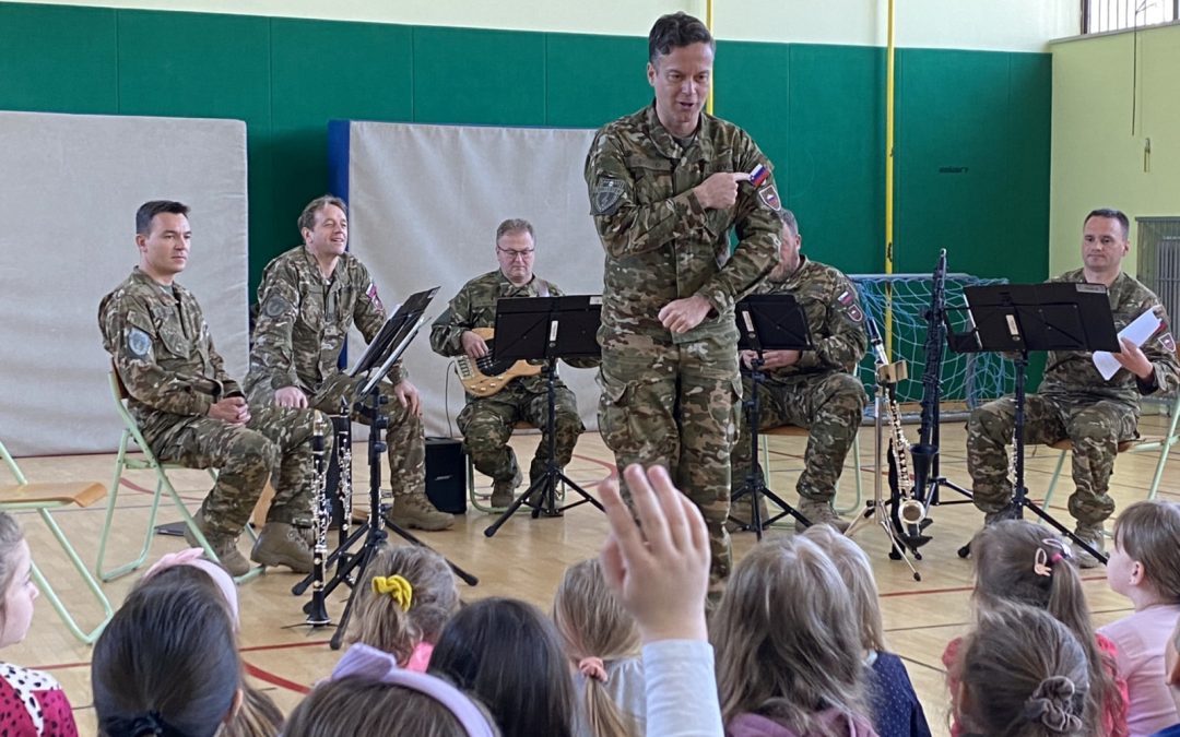 Koncert klarinetov slovenske vojske